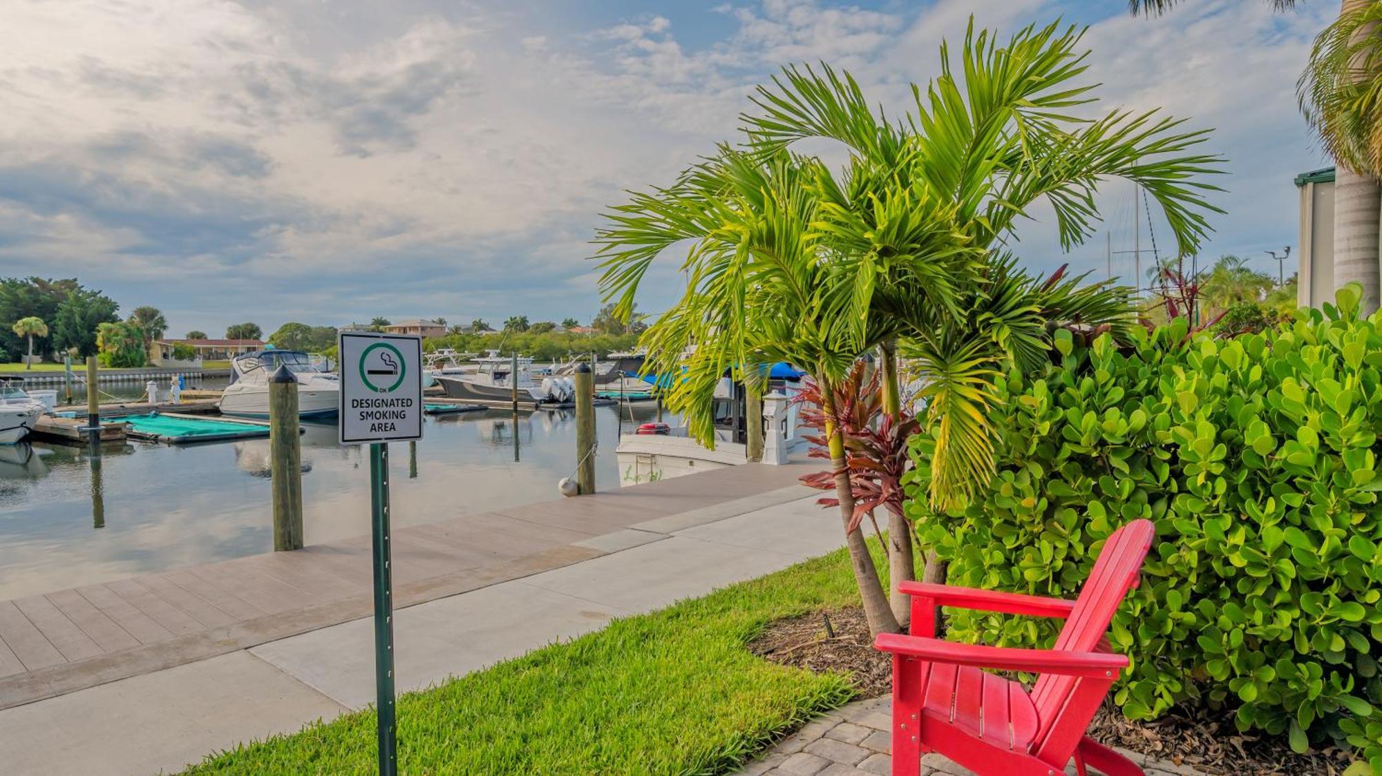 All-New Waterfront With Balcony,Pool,Tiki Bar,Gym Sarasota Zewnętrze zdjęcie