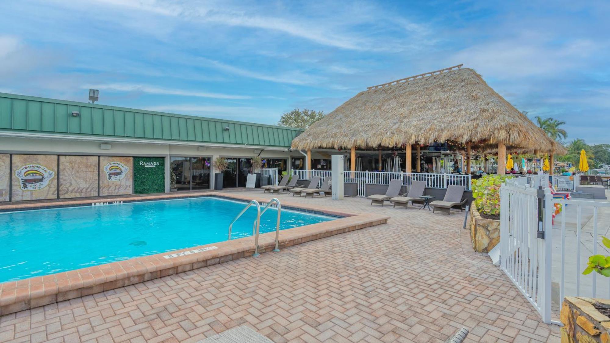 All-New Waterfront With Balcony,Pool,Tiki Bar,Gym Sarasota Zewnętrze zdjęcie