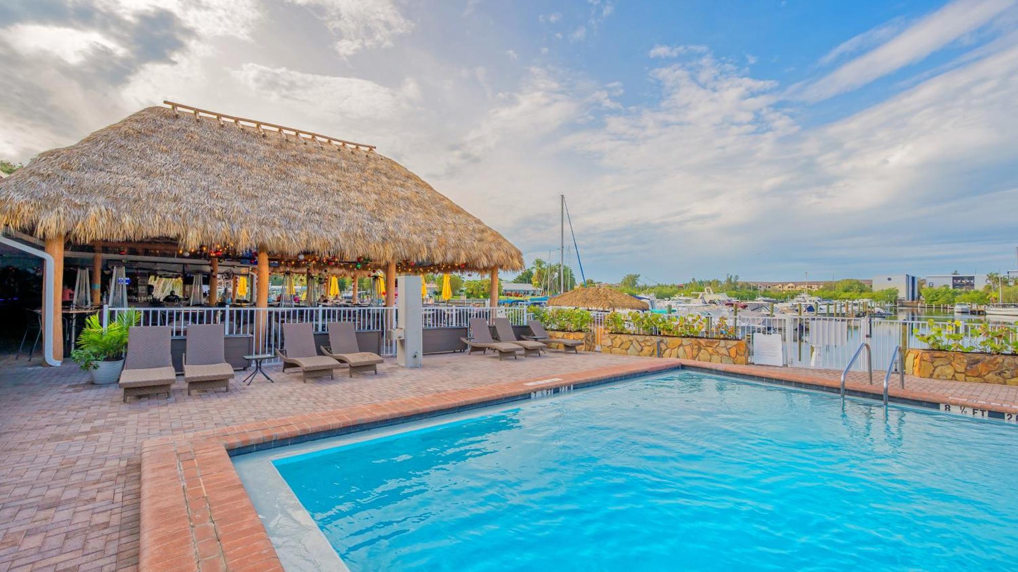 All-New Waterfront With Balcony,Pool,Tiki Bar,Gym Sarasota Zewnętrze zdjęcie