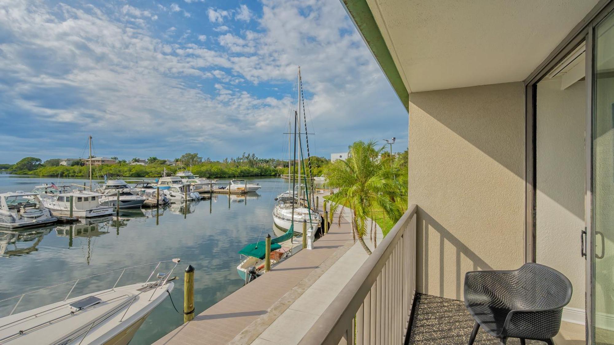 All-New Waterfront With Balcony,Pool,Tiki Bar,Gym Sarasota Zewnętrze zdjęcie